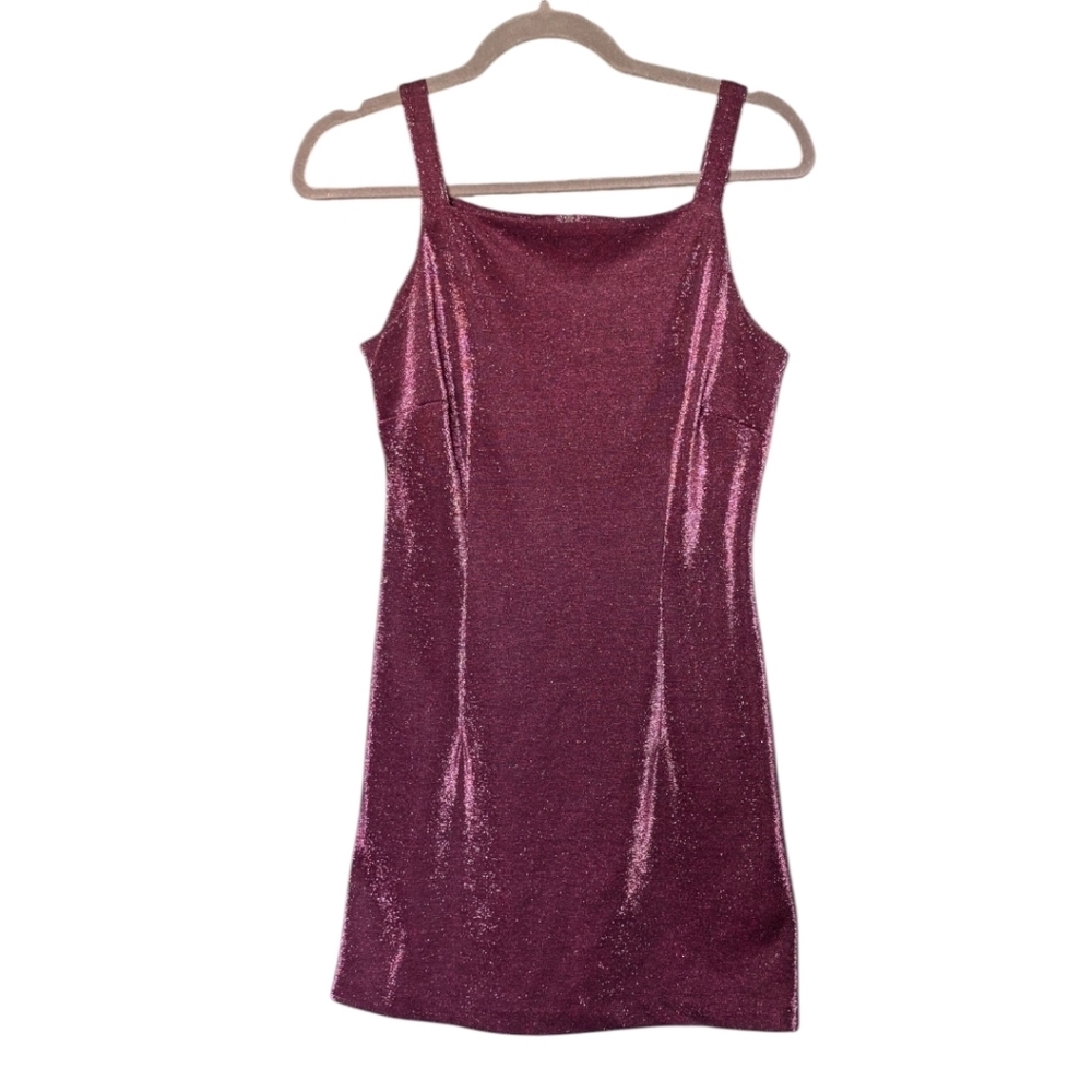 VTG 9 • City Triangles • Glittering Fuchsia Mini Dress